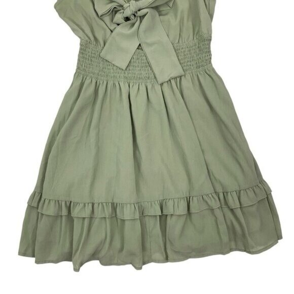 Women’s Ruffle Dress Large Green Short Sleeve Front Tie - Picture 3 of 5